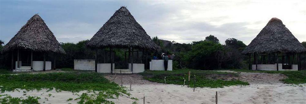 Changani Beach Cottages Dar es Salaam Bagian luar foto
